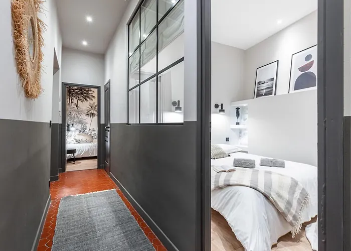 La Croix - Old Town Modern Apartment - 2 Bedrooms