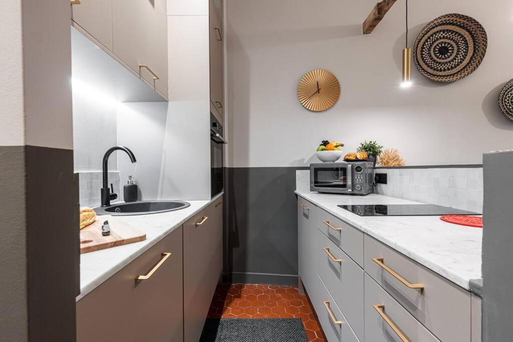 La Croix - Old Town Modern - 2 Bedrooms Appartement Nice