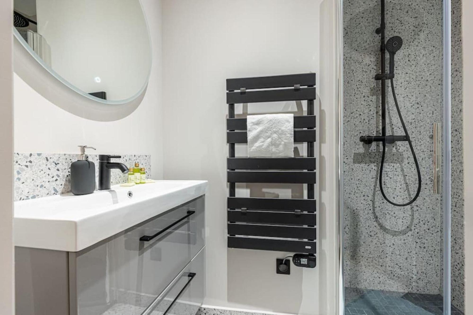 La Croix - Old Town Modern - 2 Bedrooms
