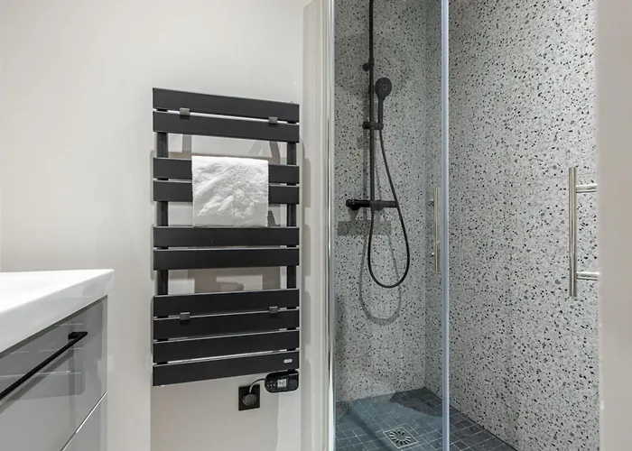 La Croix - Old Town Modern Apartment - 2 Bedrooms