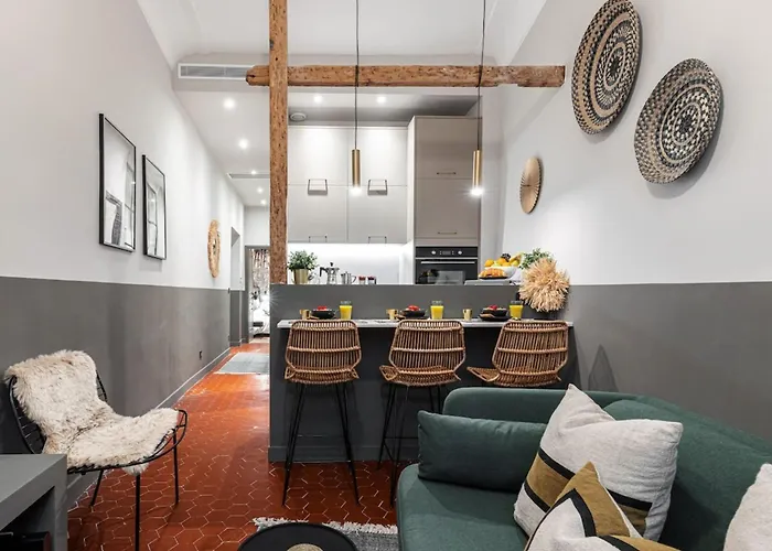 La Croix - Old Town Modern Apartment - 2 Bedrooms