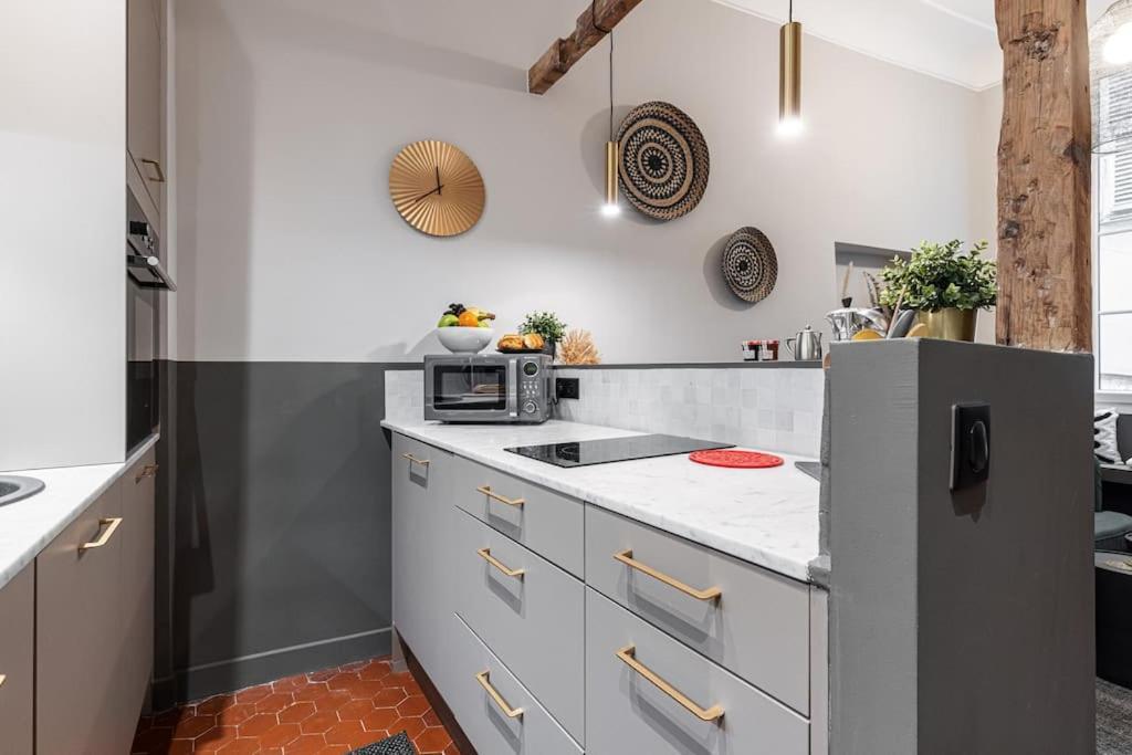 La Croix - Old Town Modern - 2 Bedrooms Apartment *