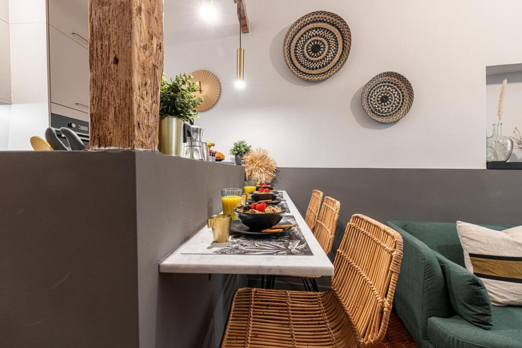 Apartment La Croix - Old Town Modern - 2 Bedrooms